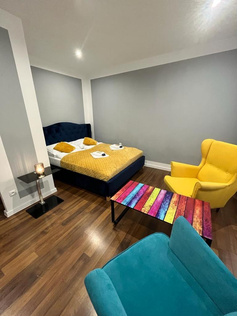 Great Polonia Strzegom City Center Room photo